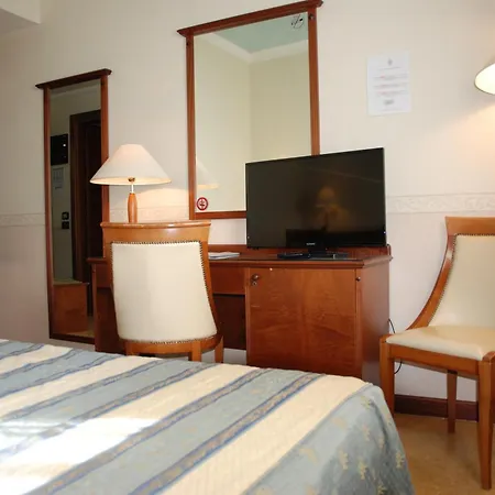 Lugano Torretta 4* البندقية