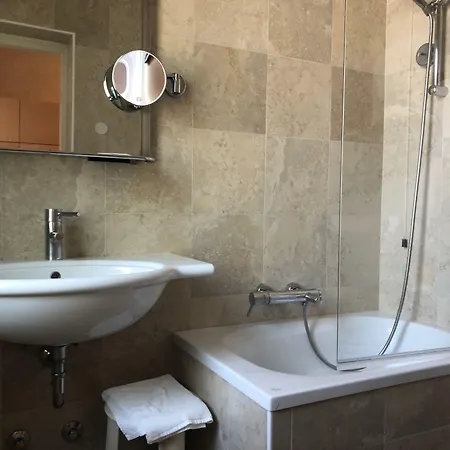 Lugano Torretta 4* البندقية